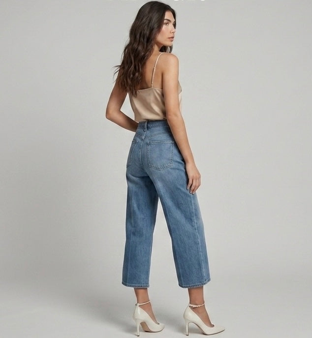 Wide leg crop